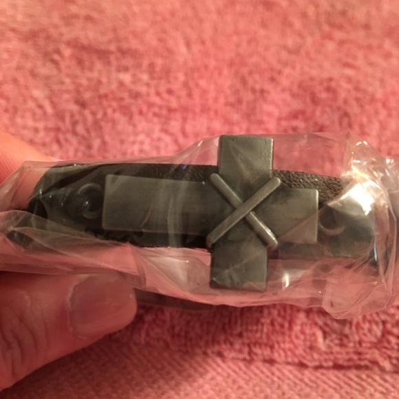 Other - NWT - leather Drawstring Cross Bracelet UNISEX